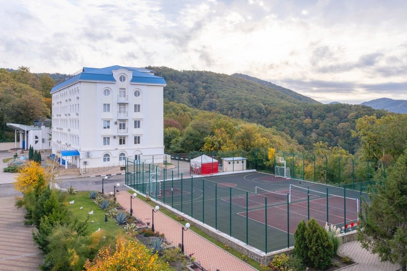 Гостиница Оздоровительный комплекс Прометей Небуг-15